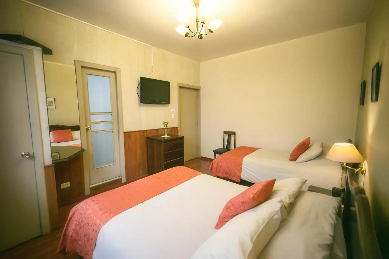 بيت شباب كويتو Hostal Posada Real الإكوادور